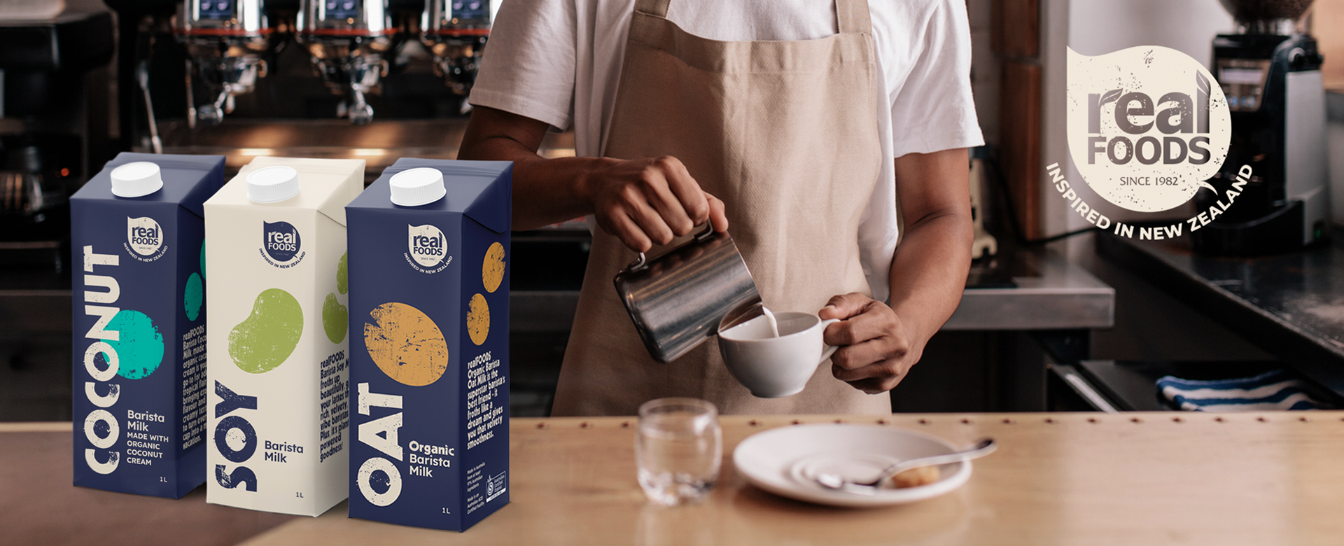 Cafe_Mockup_Web_Oat-Soy-Coconut-2